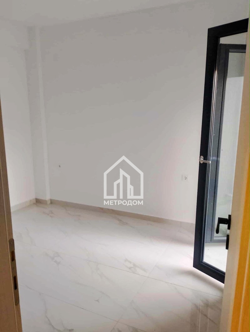 Продава КЪЩА, Извън страната, област Извън страната, снимка 8 - Къщи - 51679137