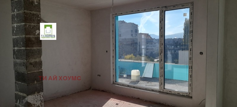 Na prodej  3 ložnice Sofia , Malinova dolina , 126 m2 | 36183926 - obraz [3]