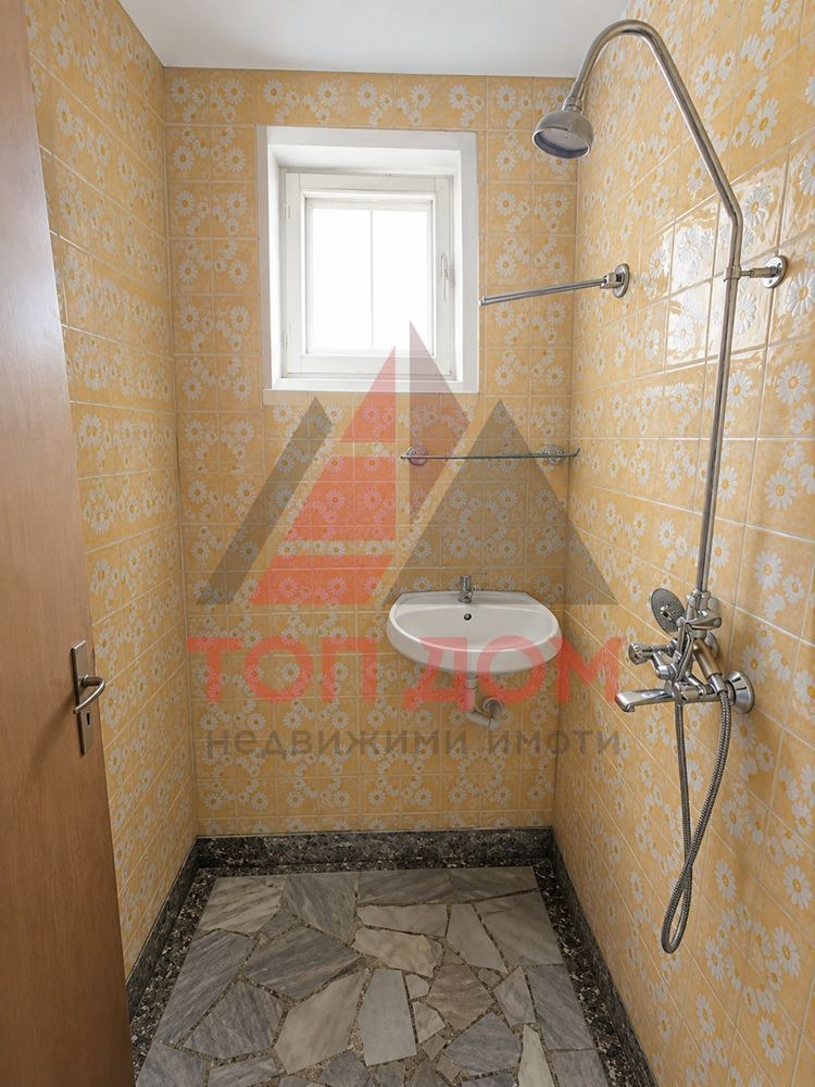 Продава МНОГОСТАЕН, гр. Варна, Център, снимка 14 - Апартаменти - 55517262