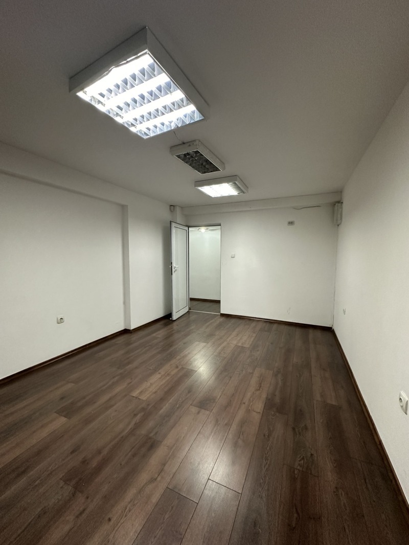 De vânzare  Birou Sofia , Iztoc , 70 mp | 24138219 - imagine [2]