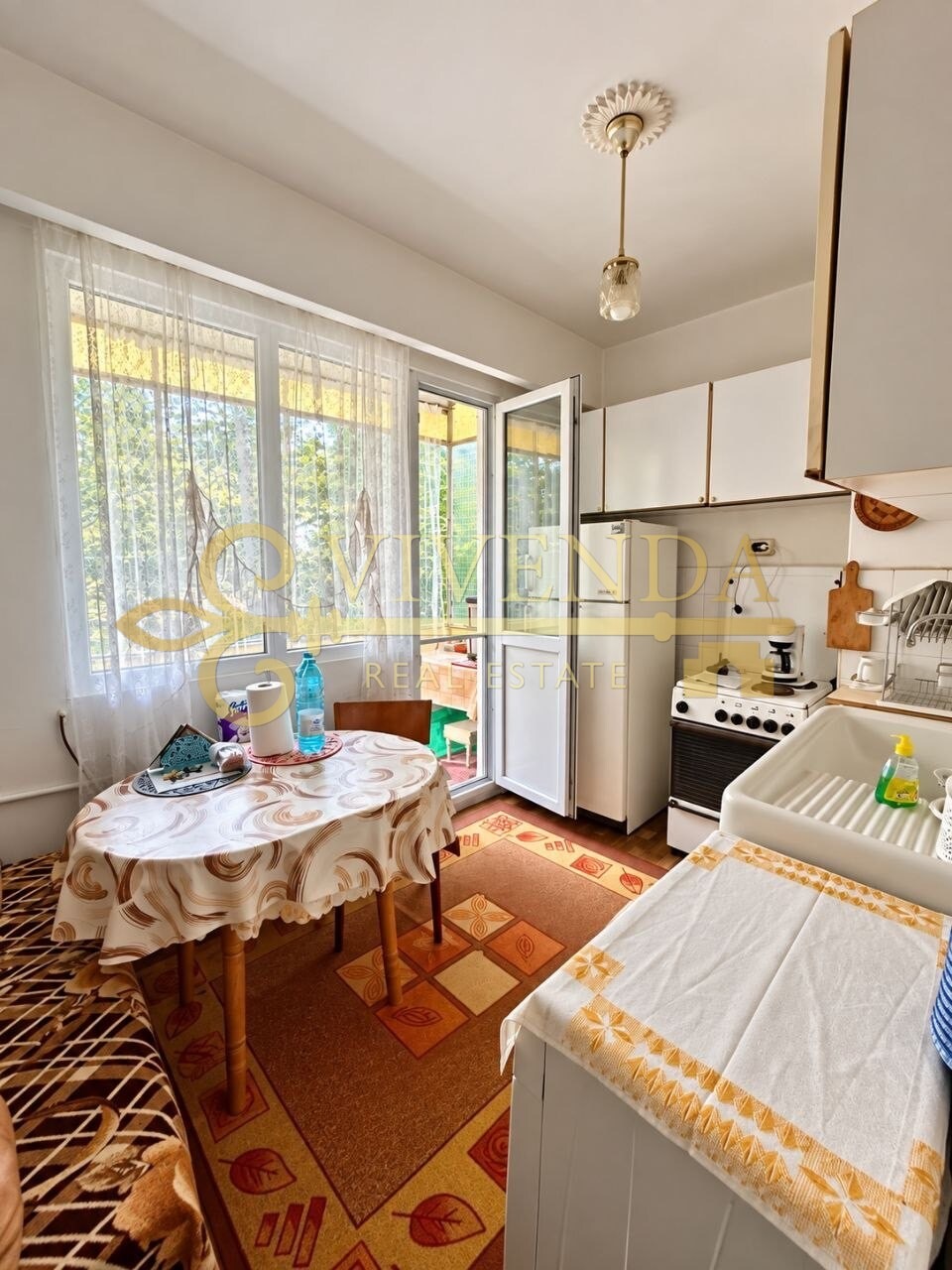 Продава 2-СТАЕН, гр. Плевен, Сторгозия, снимка 2 - Апартаменти - 56252074