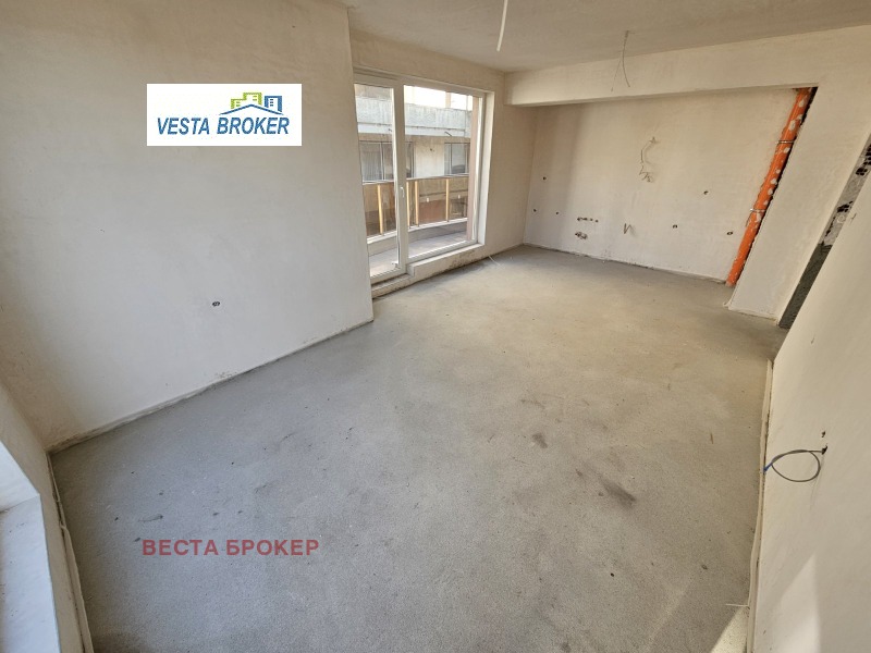 Продава  3-стаен град Кърджали , Център , 109 кв.м | 77267883