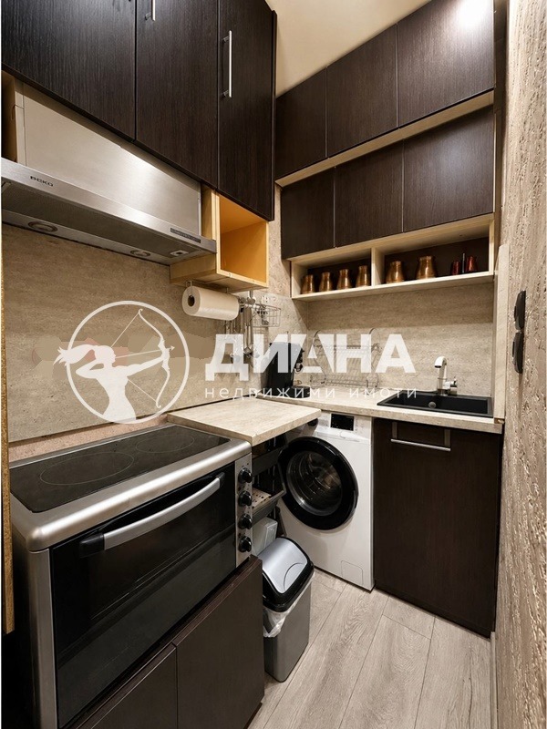 Продава 3-СТАЕН, гр. Пловдив, Кючук Париж, снимка 3 - Апартаменти - 55586395