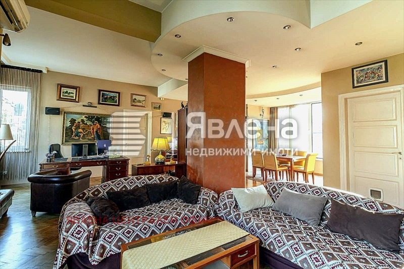 Продава 3-СТАЕН, гр. София, Център, снимка 5 - Апартаменти - 56467500