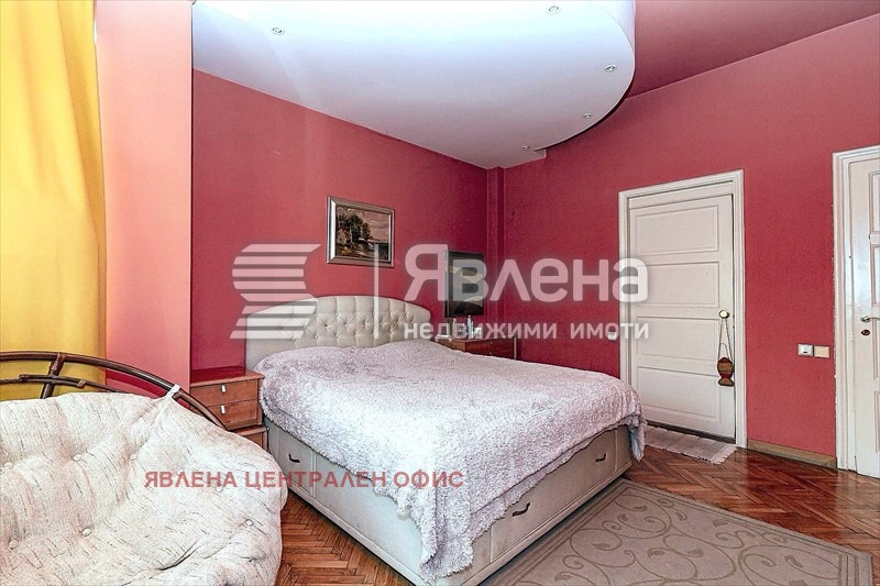Продава 3-СТАЕН, гр. София, Център, снимка 13 - Апартаменти - 56467500
