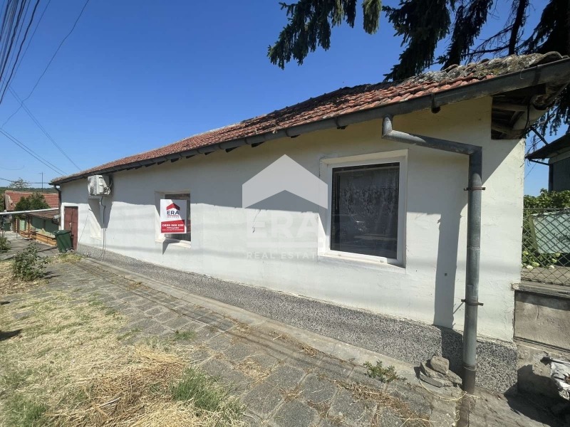 Продава КЪЩА, с. Николово, област Русе