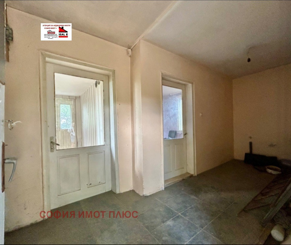 Продава КЪЩА, гр. София, с. Герман, снимка 3 - Къщи - 54411538
