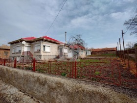 Maison Kardam, région de Dobritch 14