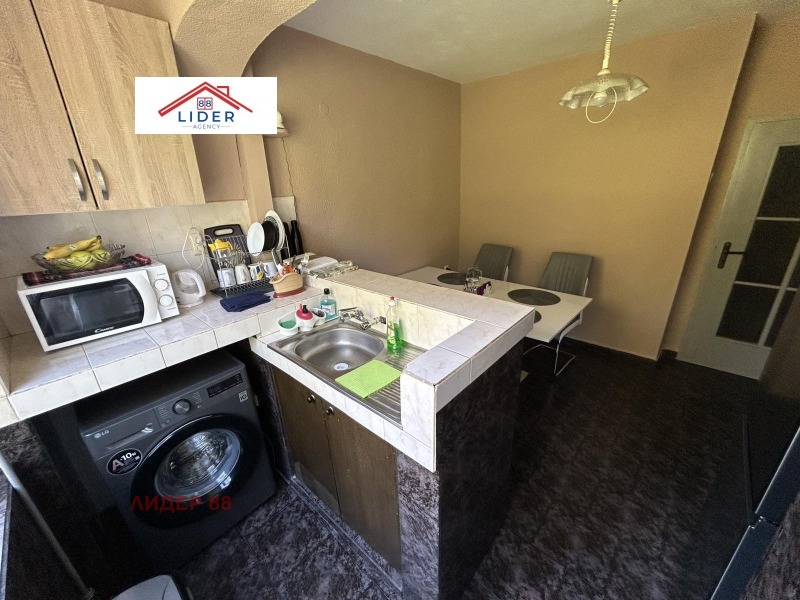 Продава  2-стаен град Плевен , Широк център , 65 кв.м | 28884691 - изображение [3]
