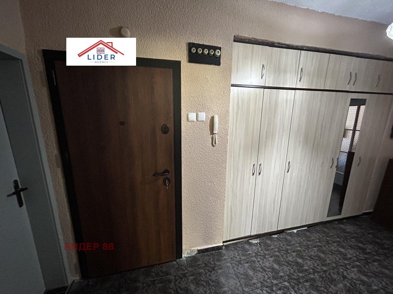 Продава  2-стаен град Плевен , Широк център , 65 кв.м | 28884691 - изображение [7]