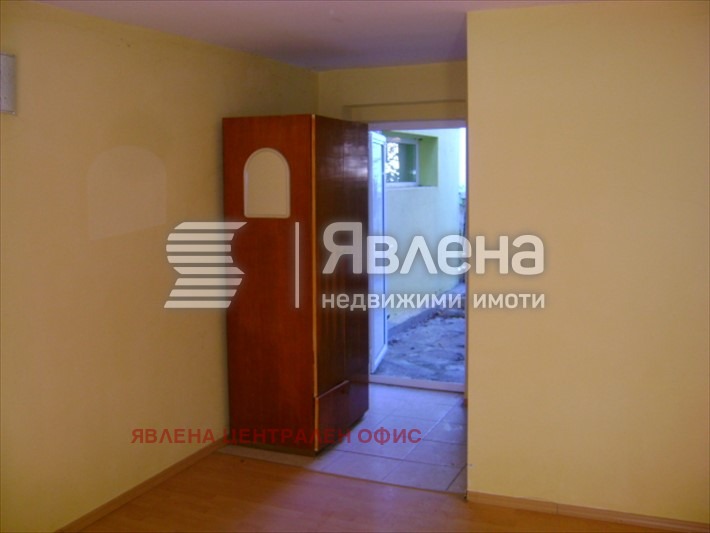 Продава КЪЩА, гр. Балчик, област Добрич, снимка 4 - Къщи - 56602143