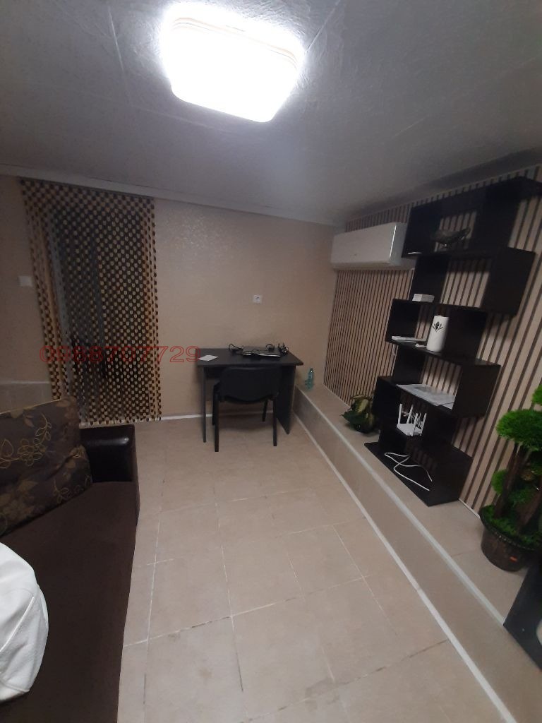 Продава МАГАЗИН, гр. Варна, Лятно кино Тракия, снимка 2 - Магазини - 52783038