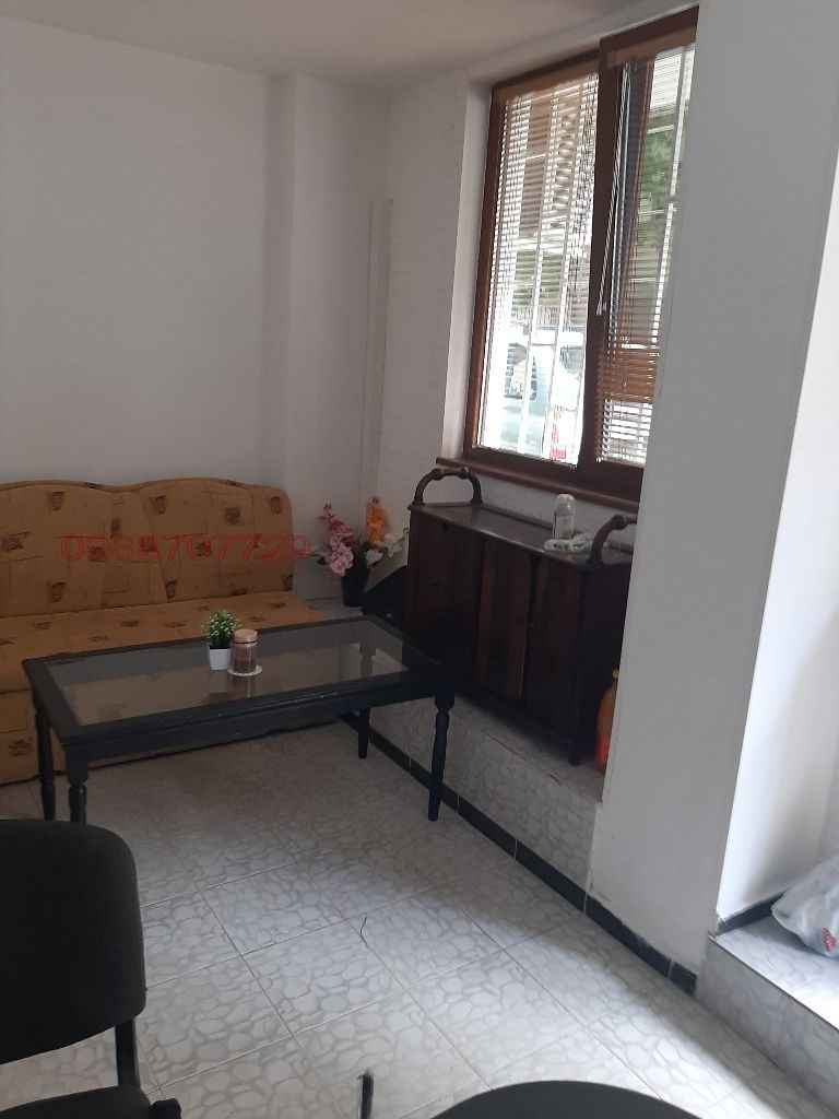 Продава МАГАЗИН, гр. Варна, Лятно кино Тракия, снимка 11 - Магазини - 52783038