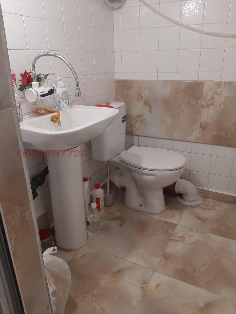 Продава МАГАЗИН, гр. Варна, Лятно кино Тракия, снимка 8 - Магазини - 52783038