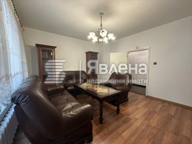 1 Schlafzimmer Izgrew, Plowdiw