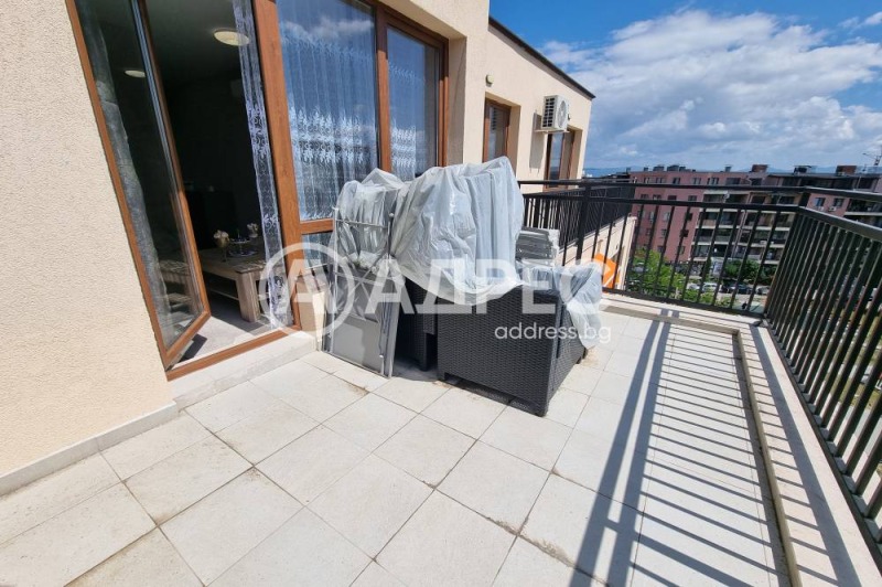 Na sprzedaż  1 sypialnia Sofia , Malinowa dolina , 77 mkw | 41872165 - obraz [13]