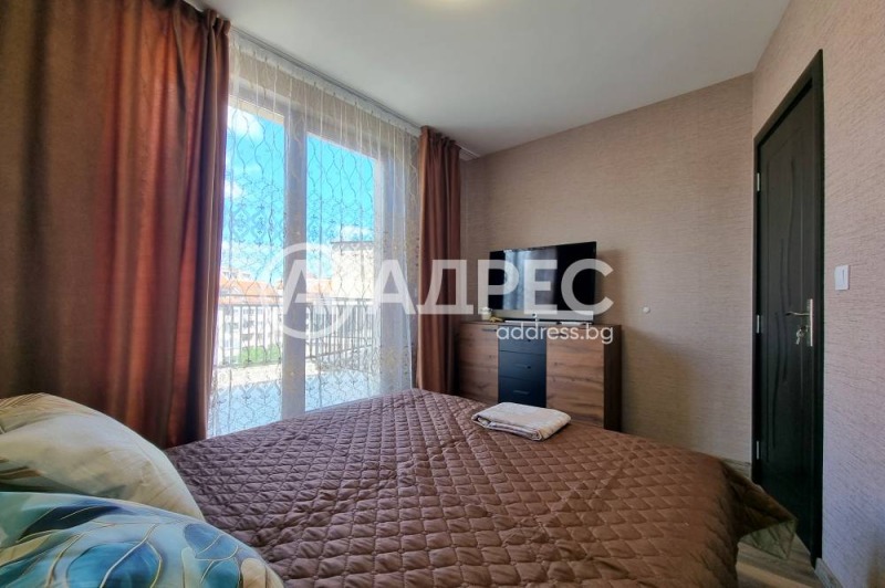 Na sprzedaż  1 sypialnia Sofia , Malinowa dolina , 77 mkw | 41872165 - obraz [8]