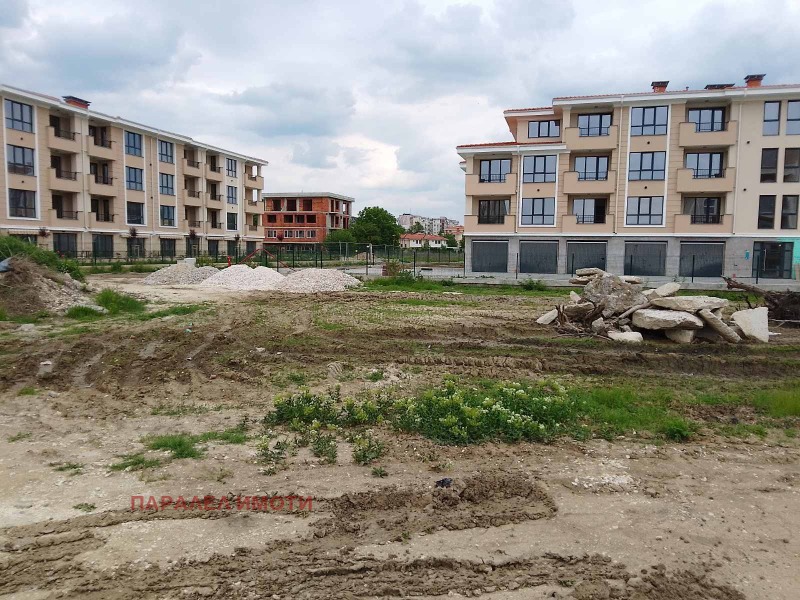 Продава 3-СТАЕН, гр. Пловдив, Остромила