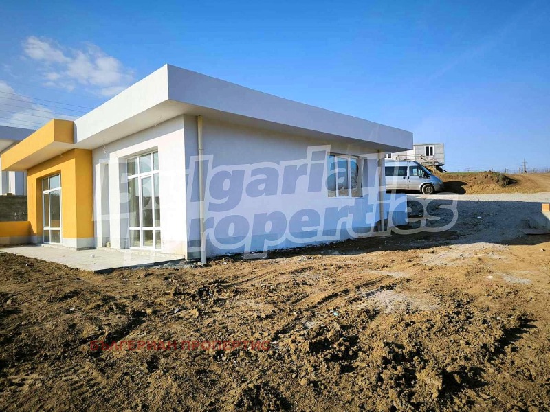 Продава КЪЩА, с. Черни връх, област Бургас, снимка 2 - Къщи - 52358867