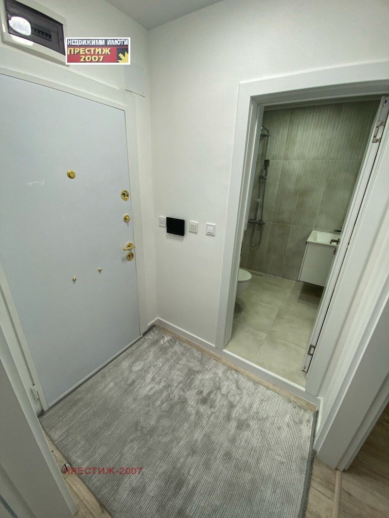 Продава  2-стаен град Шумен , Боян Българанов 1 , 67 кв.м | 85175785 - изображение [12]