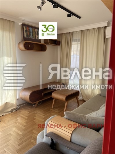Продава 3-СТАЕН, гр. Варна, Бриз, снимка 2 - Апартаменти - 53866559
