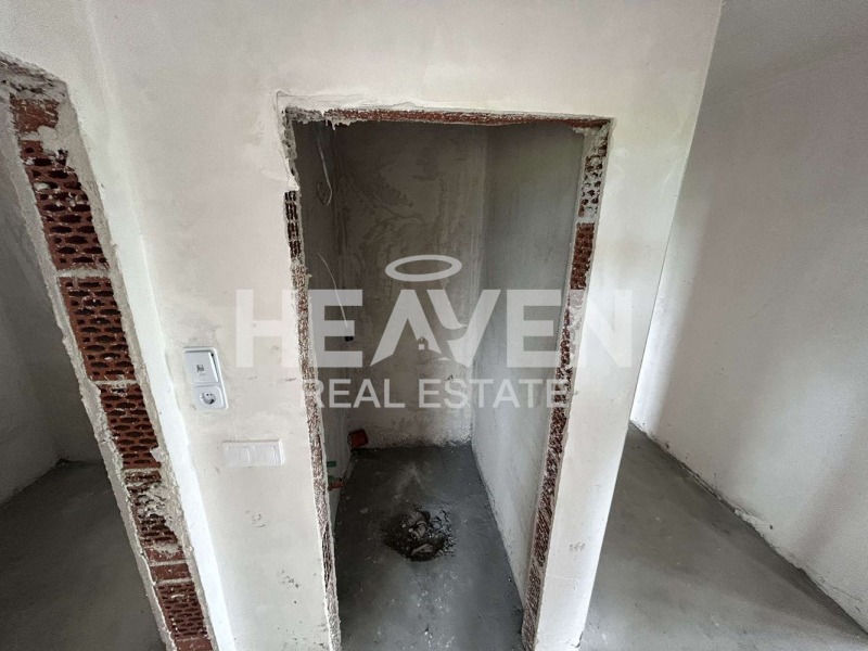En venta  3 dormitorios Plovdiv , Jristo Smirnenski , 140 metros cuadrados | 20614217 - imagen [4]