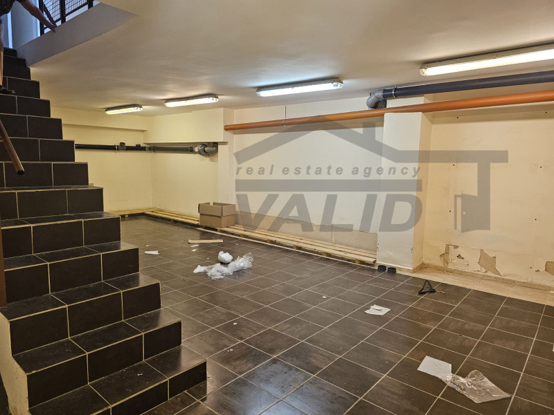 Продава  Офис град Русе , Ялта , 96 кв.м | 72695014 - изображение [7]
