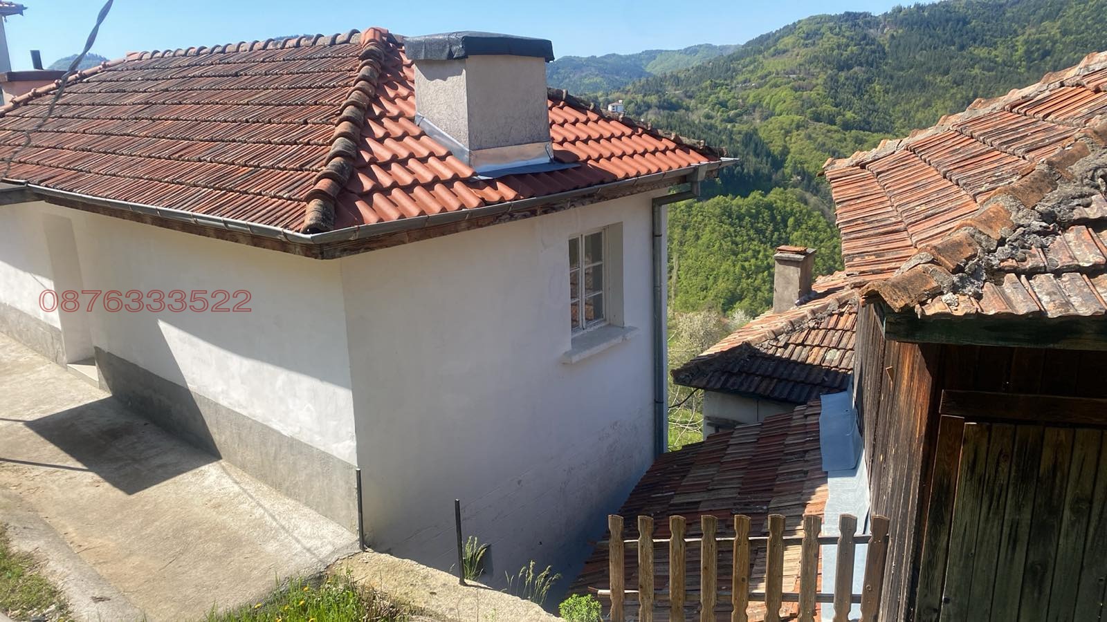 Продава КЪЩА, с. Баните, област Смолян