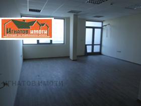 Продава офис град Пазарджик Идеален център - [1] 
