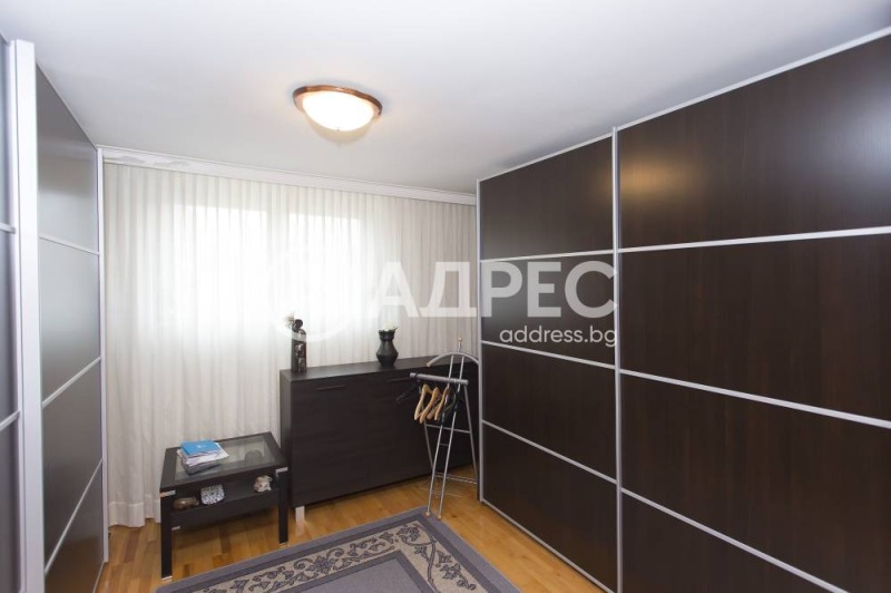 Продава МНОГОСТАЕН, гр. София, Изток, снимка 16 - Aпартаменти - 47664325