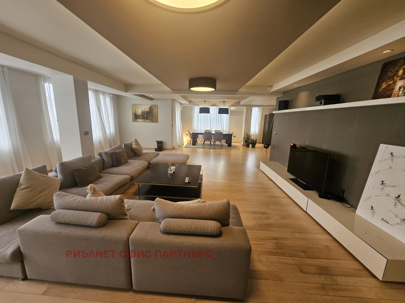 Продава МНОГОСТАЕН, гр. София, Стрелбище, снимка 2 - Апартаменти - 53378739