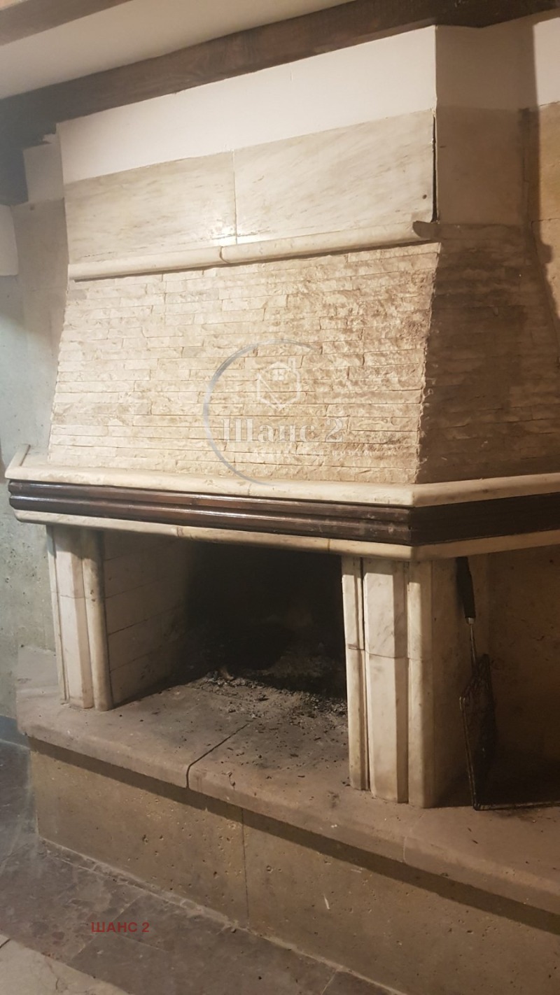 Продава КЪЩА, гр. Добрич, Център