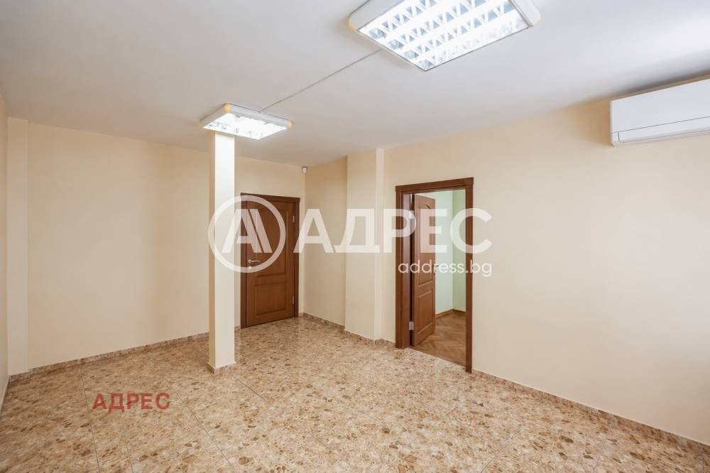 Продава МНОГОСТАЕН, гр. Варна, Център