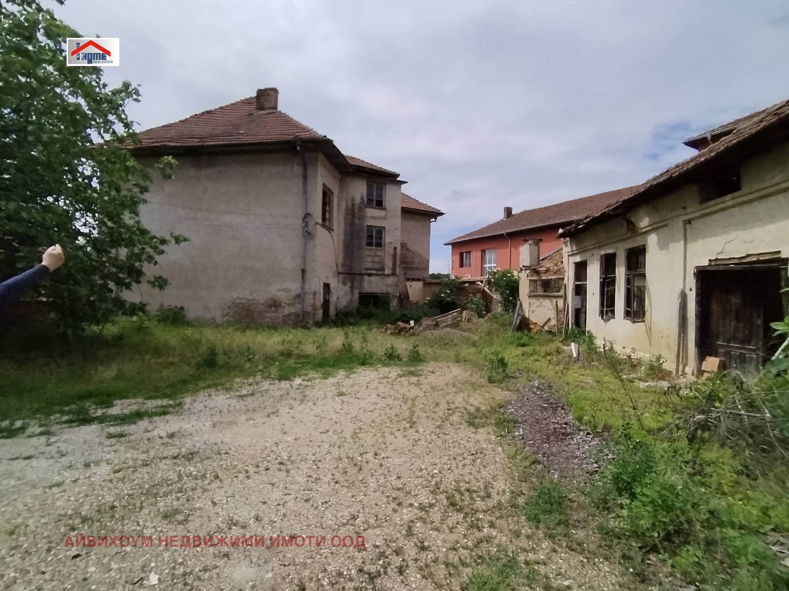 Продава КЪЩА, с. Каменец, област Плевен, снимка 2 - Къщи - 50539436