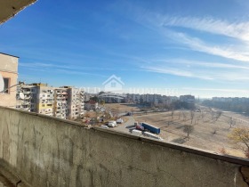 Продава 3-стаен град Пловдив Тракия - [1] 