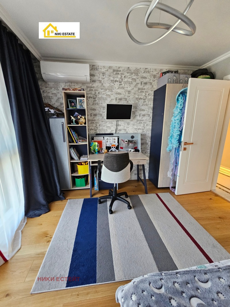 Te koop  3+ slaapkamer Varna , Briz , 235 m² | 51153482 - afbeelding [9]