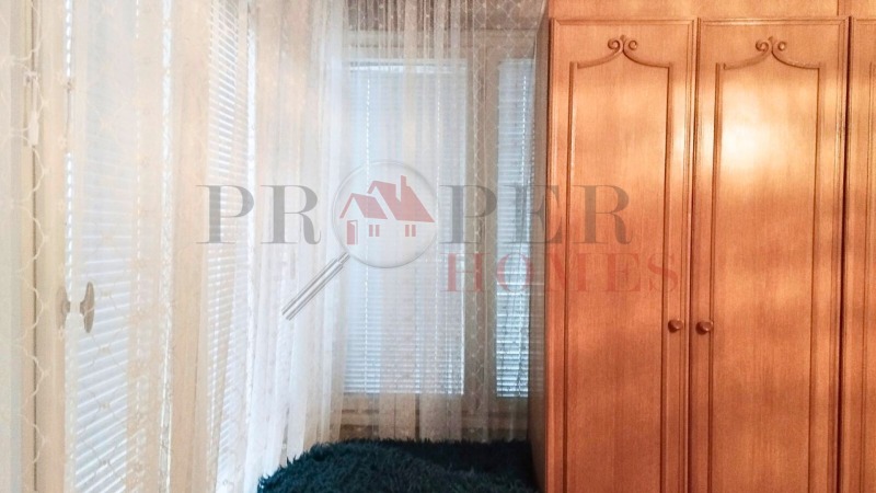 Продава МНОГОСТАЕН, гр. Велико Търново, Център, снимка 9 - Апартаменти - 52827531