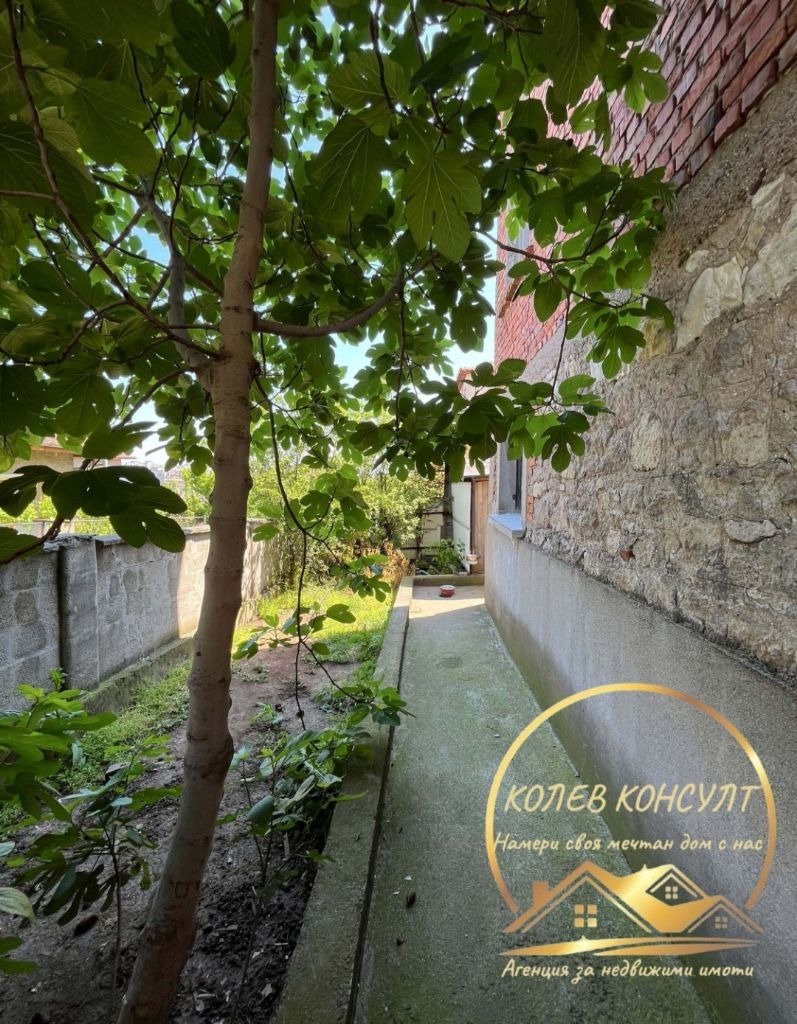 Продава ЕТАЖ ОТ КЪЩА, гр. Хасково, Каменни, снимка 13 - Етаж от къща - 55046304