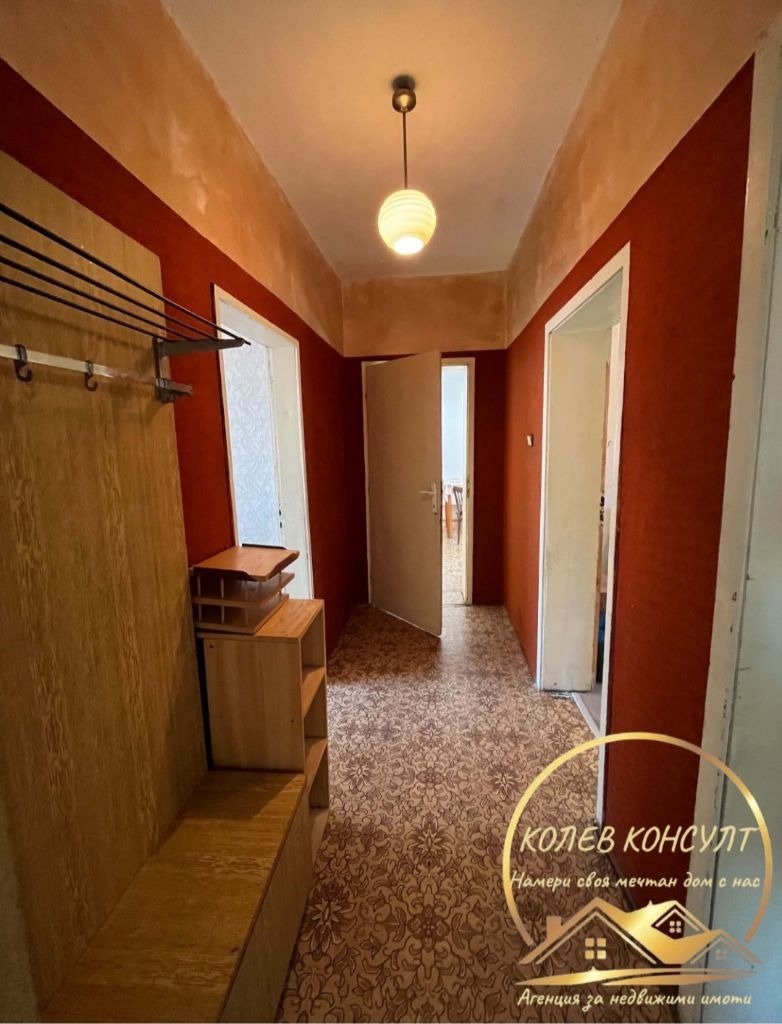 Продава ЕТАЖ ОТ КЪЩА, гр. Хасково, Каменни, снимка 5 - Етаж от къща - 55046304