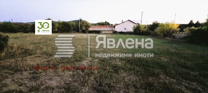 Продава КЪЩА, с. Габърница, област Варна, снимка 8 - Къщи - 52370380
