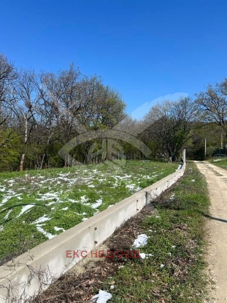En venta  Trama región Plovdiv , Sarnegor , 1100 metros cuadrados | 51715599 - imagen [2]