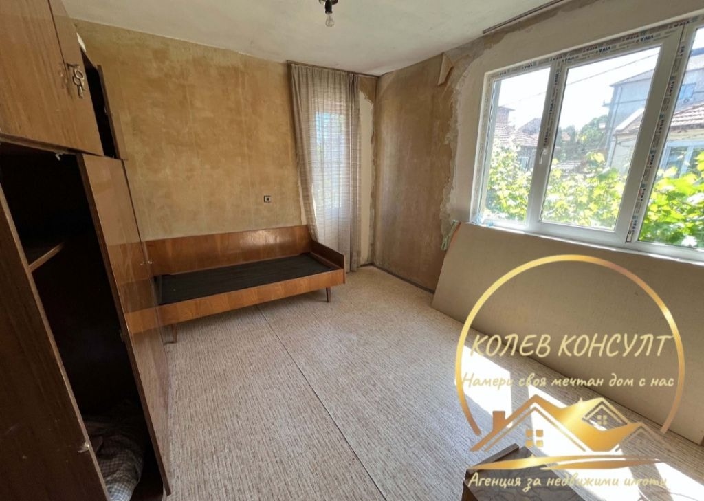Продава ЕТАЖ ОТ КЪЩА, гр. Хасково, Каменни, снимка 6 - Етаж от къща - 55046304