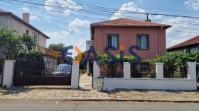 Hus Tsentar, Burgas