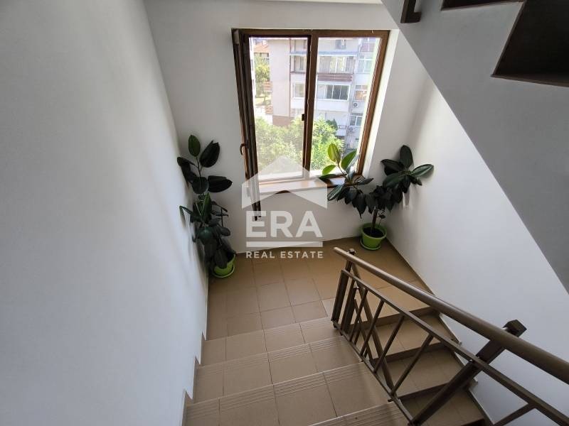 Продава МНОГОСТАЕН, гр. Хасково, Дружба 1, снимка 17 - Апартаменти - 53364527