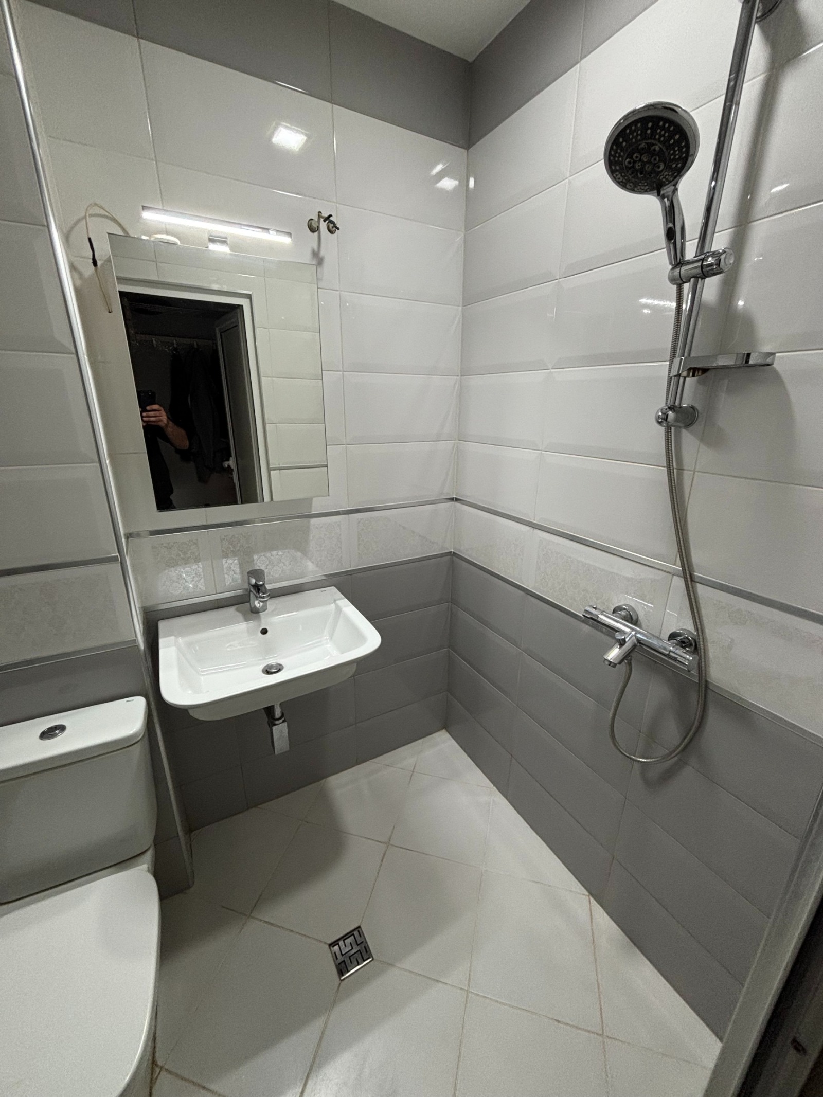 Продава 2-СТАЕН, гр. Перник, Изток, снимка 10 - Апартаменти - 56362133