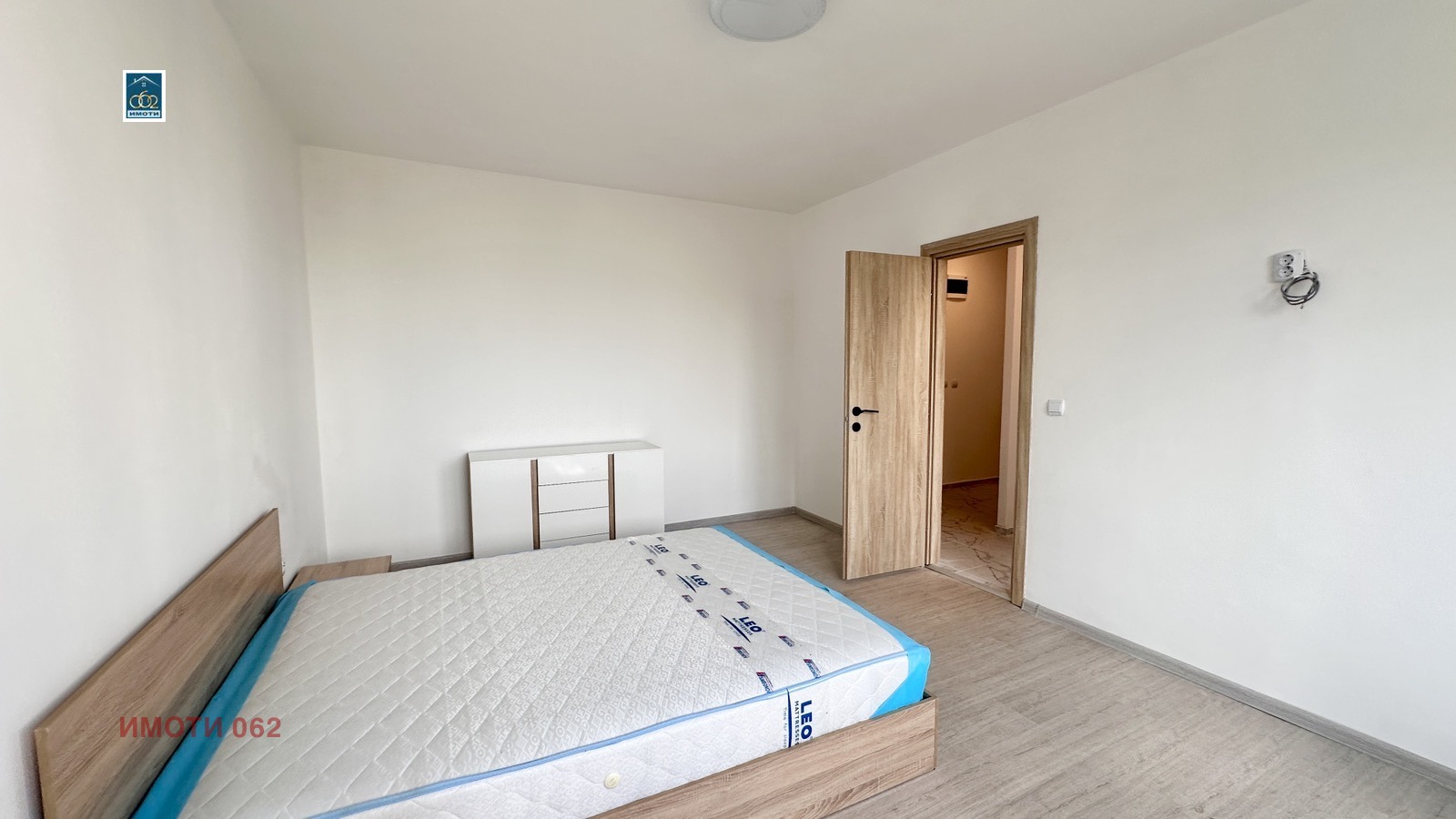 Продава 3-СТАЕН, гр. Велико Търново, Бузлуджа, снимка 5 - Апартаменти - 56258867