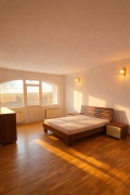 Продава КЪЩА, град София, гр. Нови Искър • 570000 € / 1114823.10 лв. • 54378753 10