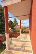 Продава КЪЩА, град София, гр. Нови Искър • 570000 € / 1114823.10 лв. • 54378753 13
