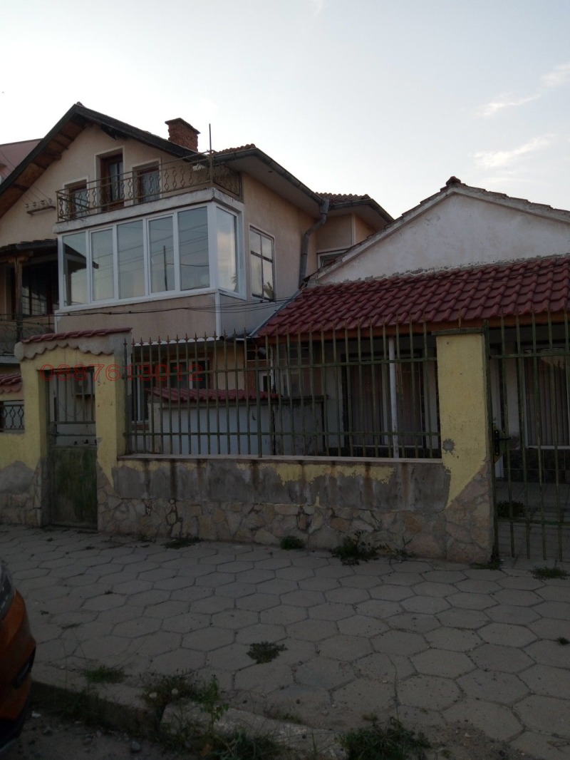 Продава КЪЩА в град Сливен, Речица - 300 кв.м / 150 000 € » 293 374.50 лв.