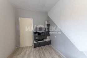 1 quarto Trochevo, Varna 12